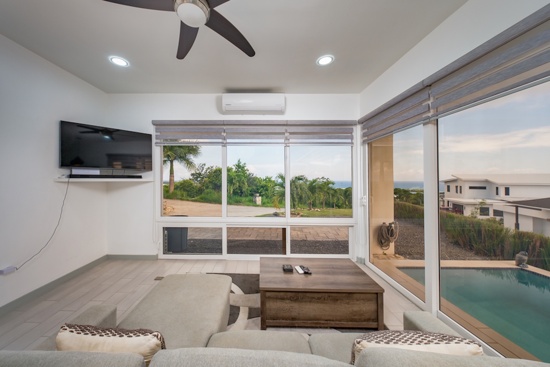  Stunning Coral Reef View Executive Home with Guesthouse - 物件實景