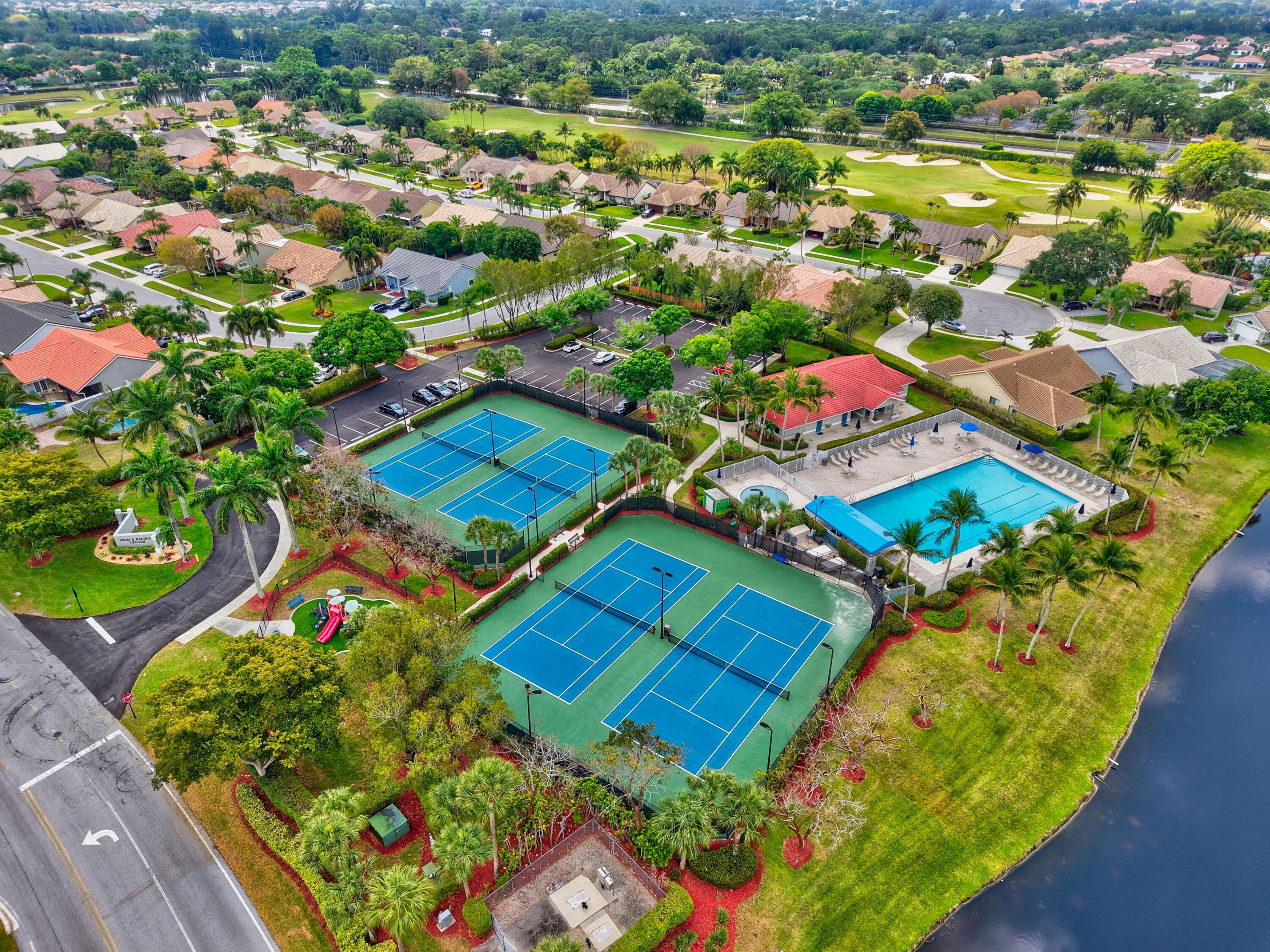 Lake Worth, Florida, 33463, United States, 3 Bedrooms Bedrooms, ,2 BathroomsBathrooms,Residential,For Sale,1796226