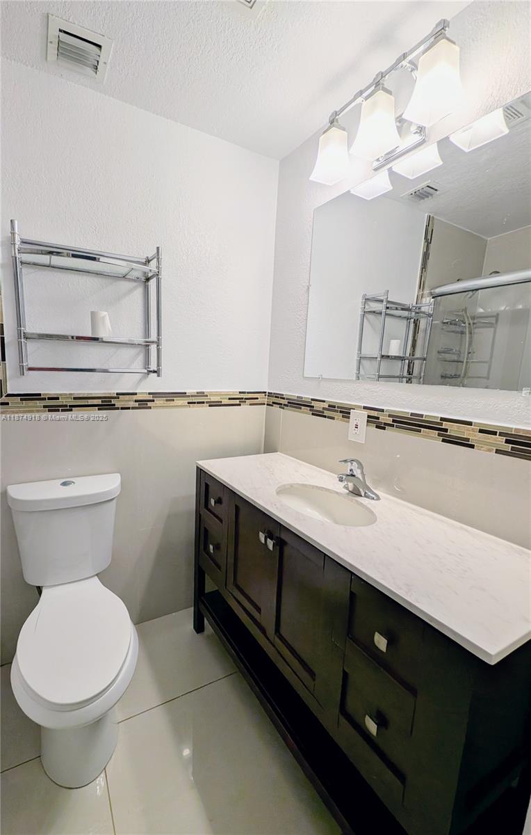 Miami, Florida, 33138, United States, 3 Bedrooms Bedrooms, ,2 BathroomsBathrooms,Residential,For Sale,1947884