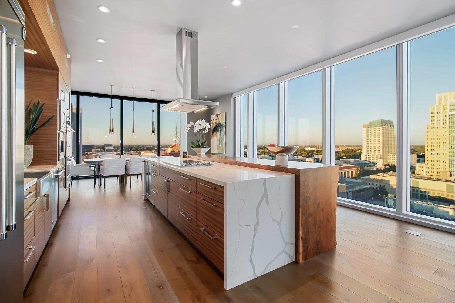 Sacramento, California, 95814, United States, 3 Bedrooms Bedrooms, ,3 BathroomsBathrooms,Residential,For Sale,1838826