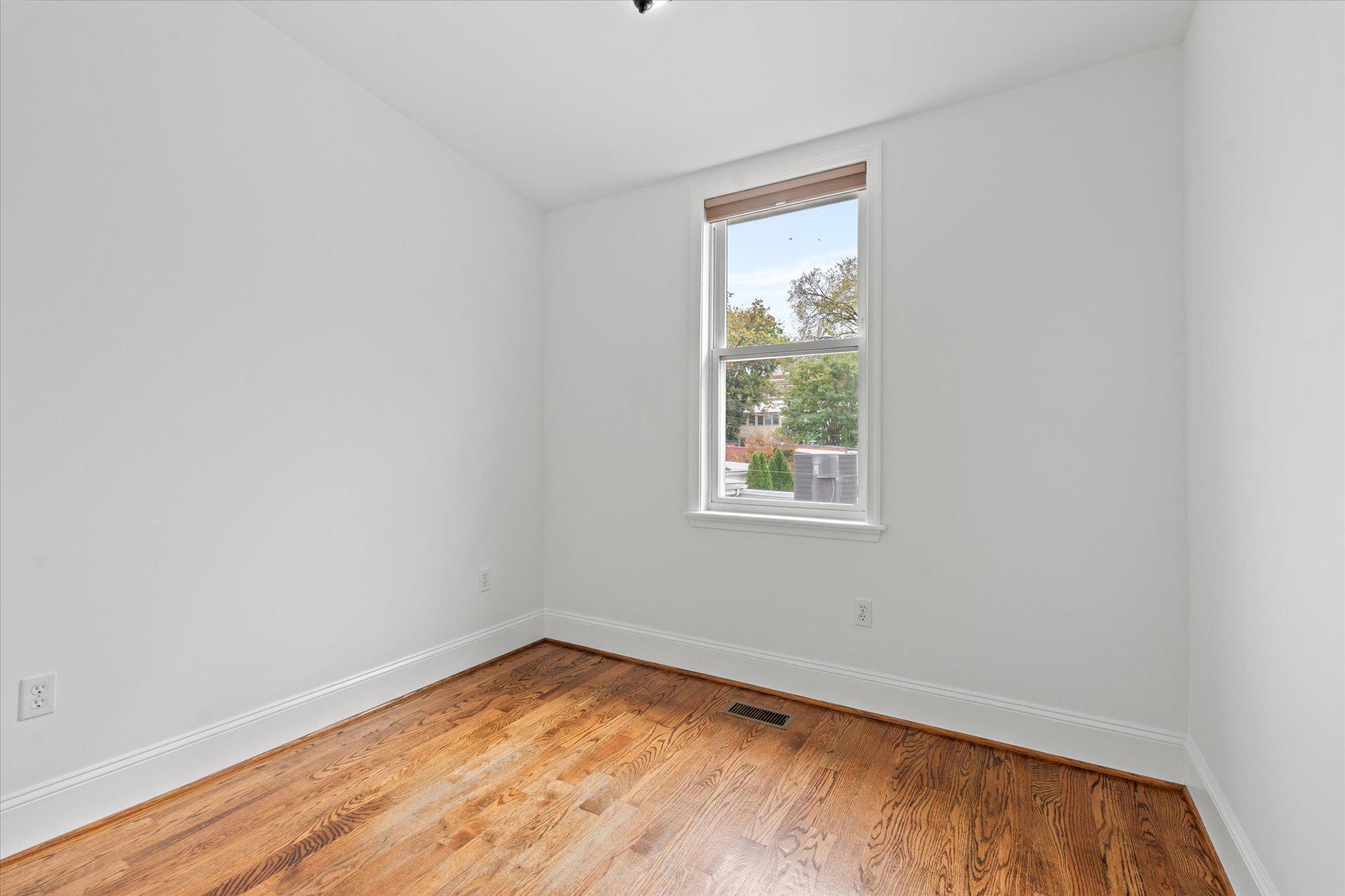  1324 Buchanan Street NW, Washington, DC, 20011 - 物件實景