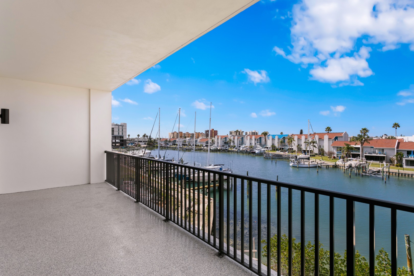 400 150th Ave # 304, Madeira Beach, Florida, 33708, United States, 3 Bedrooms Bedrooms, ,3 BathroomsBathrooms,Residential,For Sale,400 150th Ave # 304,1407196