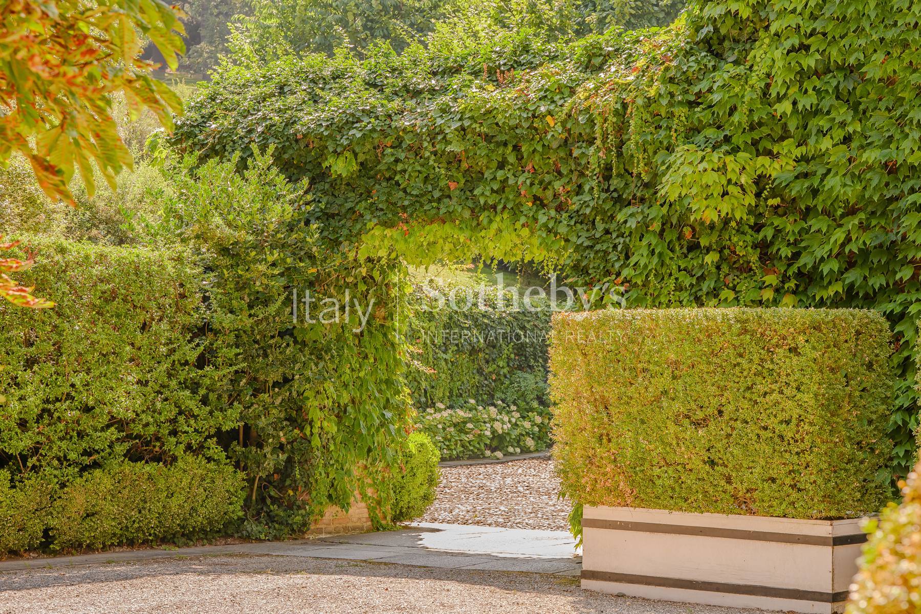  Iconic property nestled in the Turin hillside - 物件實景