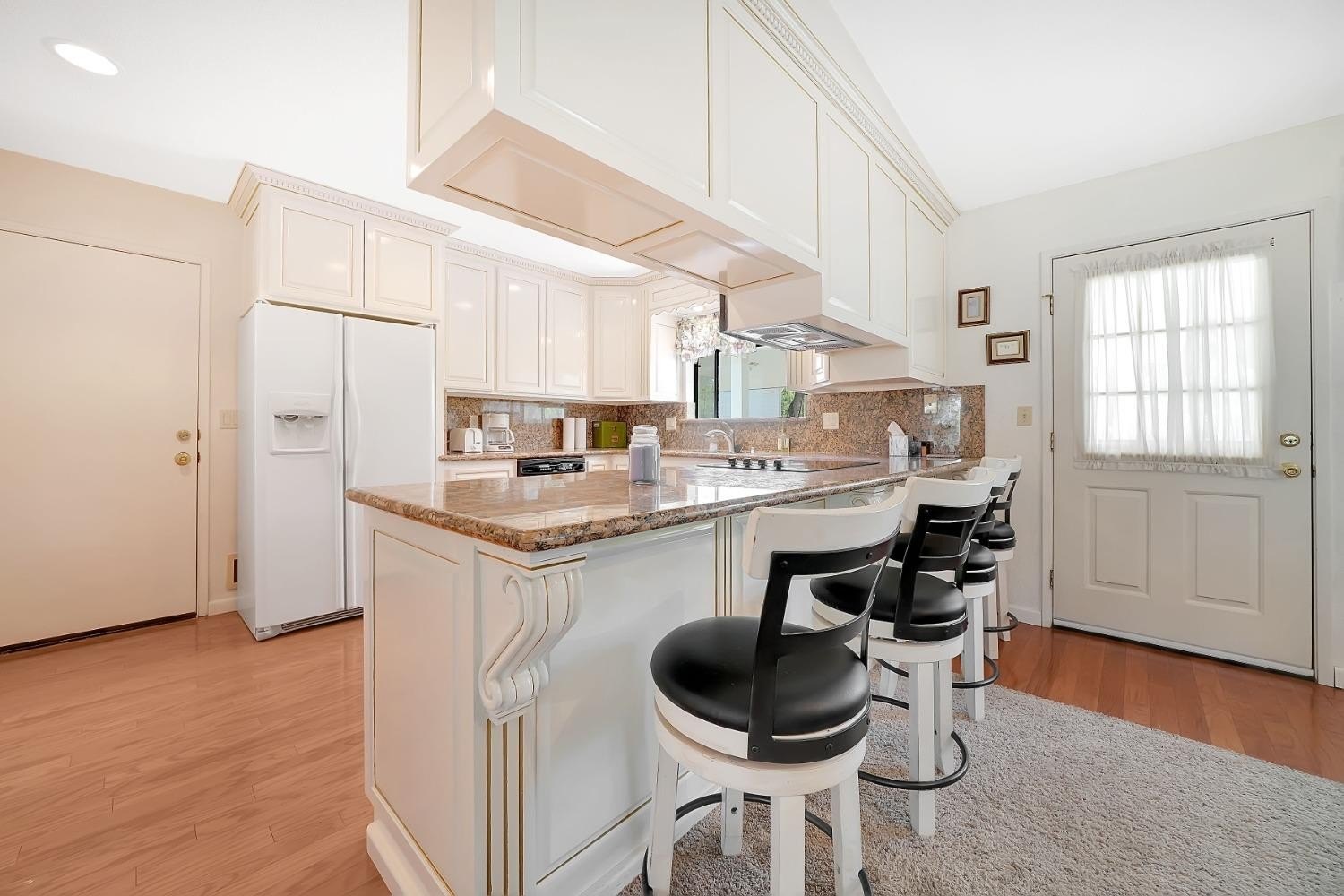 Valley Springs, California, 95252, United States, 3 Bedrooms Bedrooms, ,2 BathroomsBathrooms,Residential,For Sale,1944920