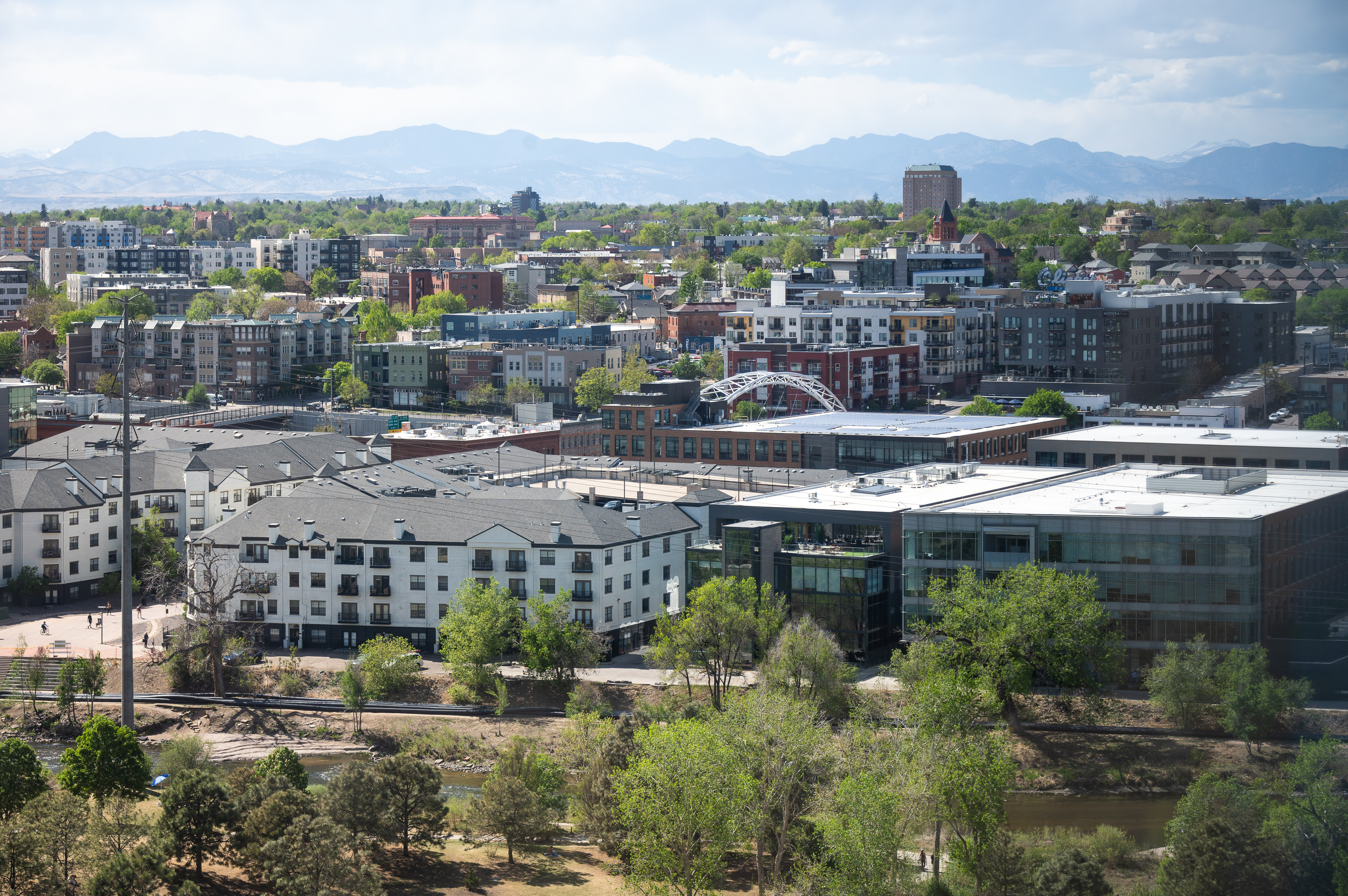  Positioned within the Glass House in Riverfront Park - 物件實景