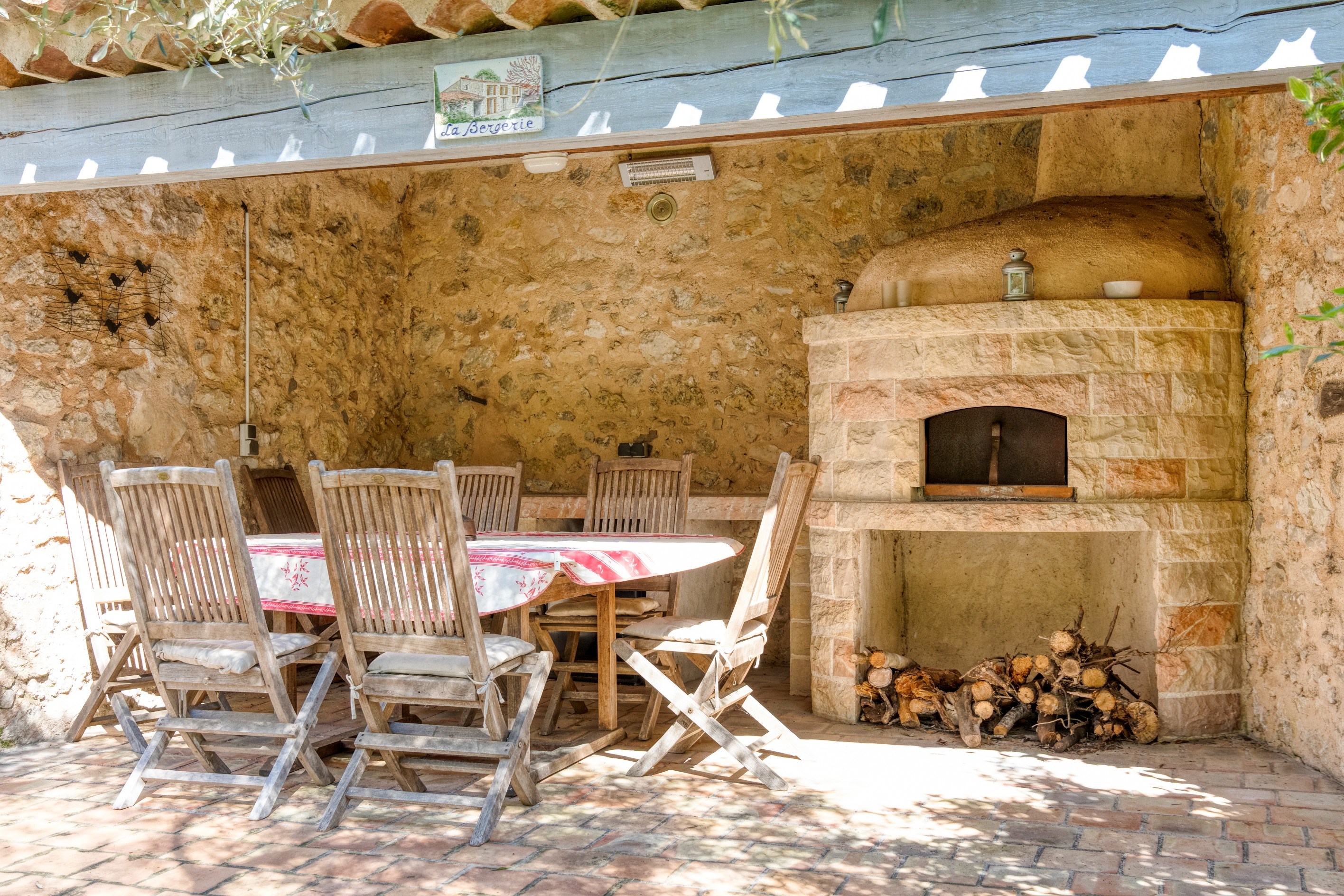  Renovated stone provençal farmhouse with pool and garden – 40 minutes from Cann… - 物件實景