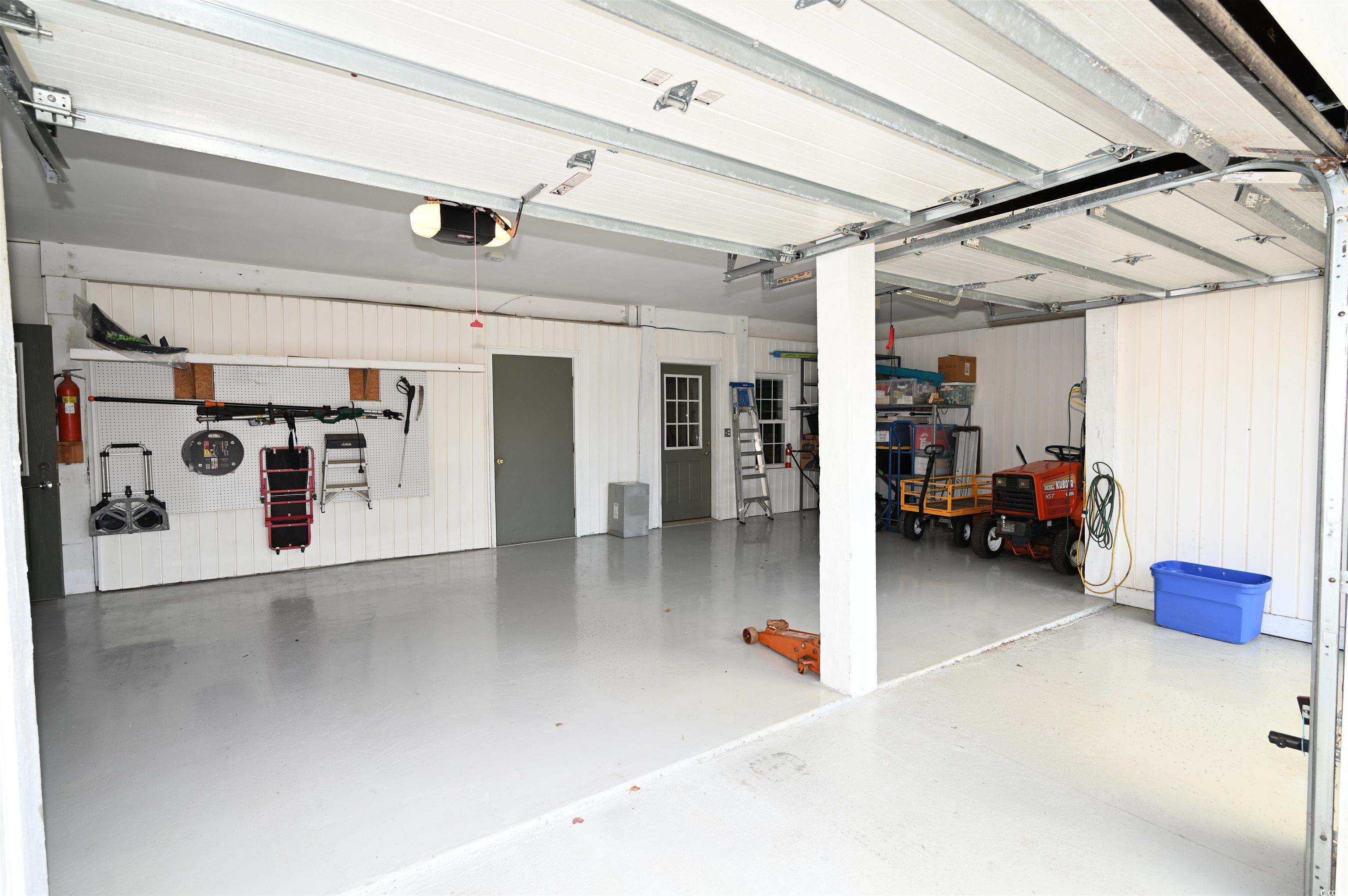 North Myrtle Beach, South Carolina, 29582, United States, 4 Bedrooms Bedrooms, ,3 BathroomsBathrooms,Residential,For Sale,1975426