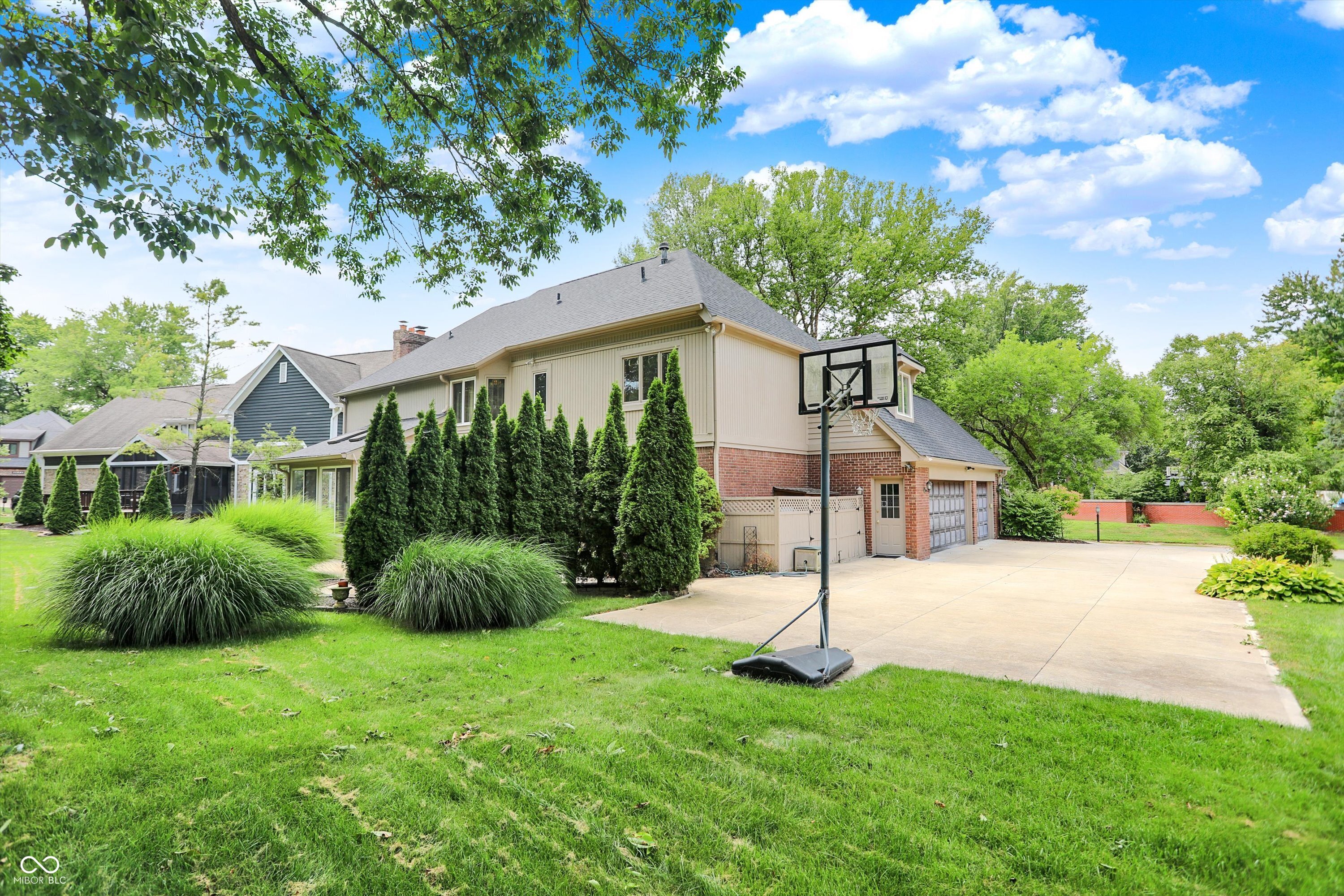 Indianapolis, Indiana, 46236, United States, 4 Bedrooms Bedrooms, ,4 BathroomsBathrooms,Residential,For Sale,1937077