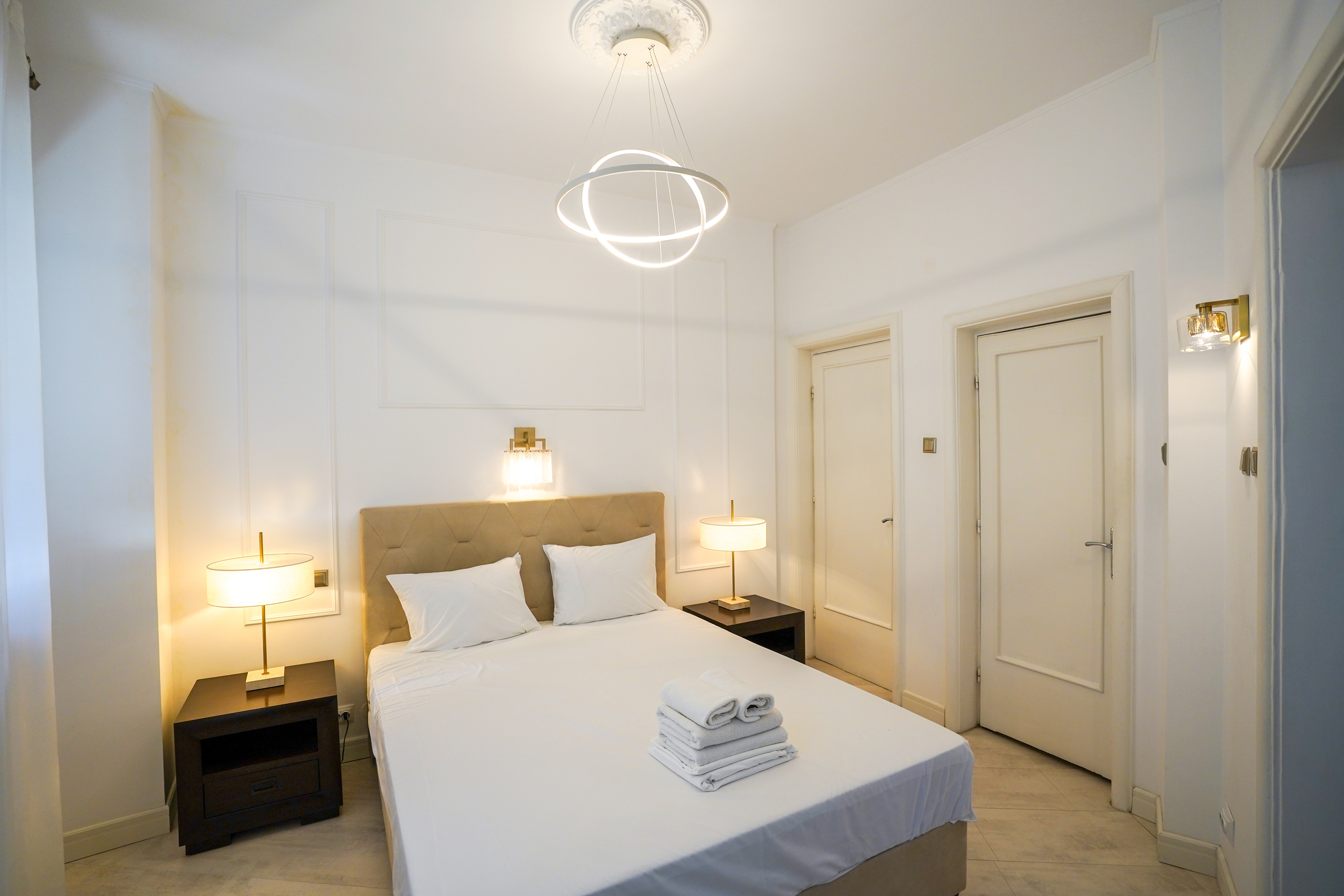  Elegant Six-Room Interwar Apartment in Bucharest’s Historic Center - 物件實景