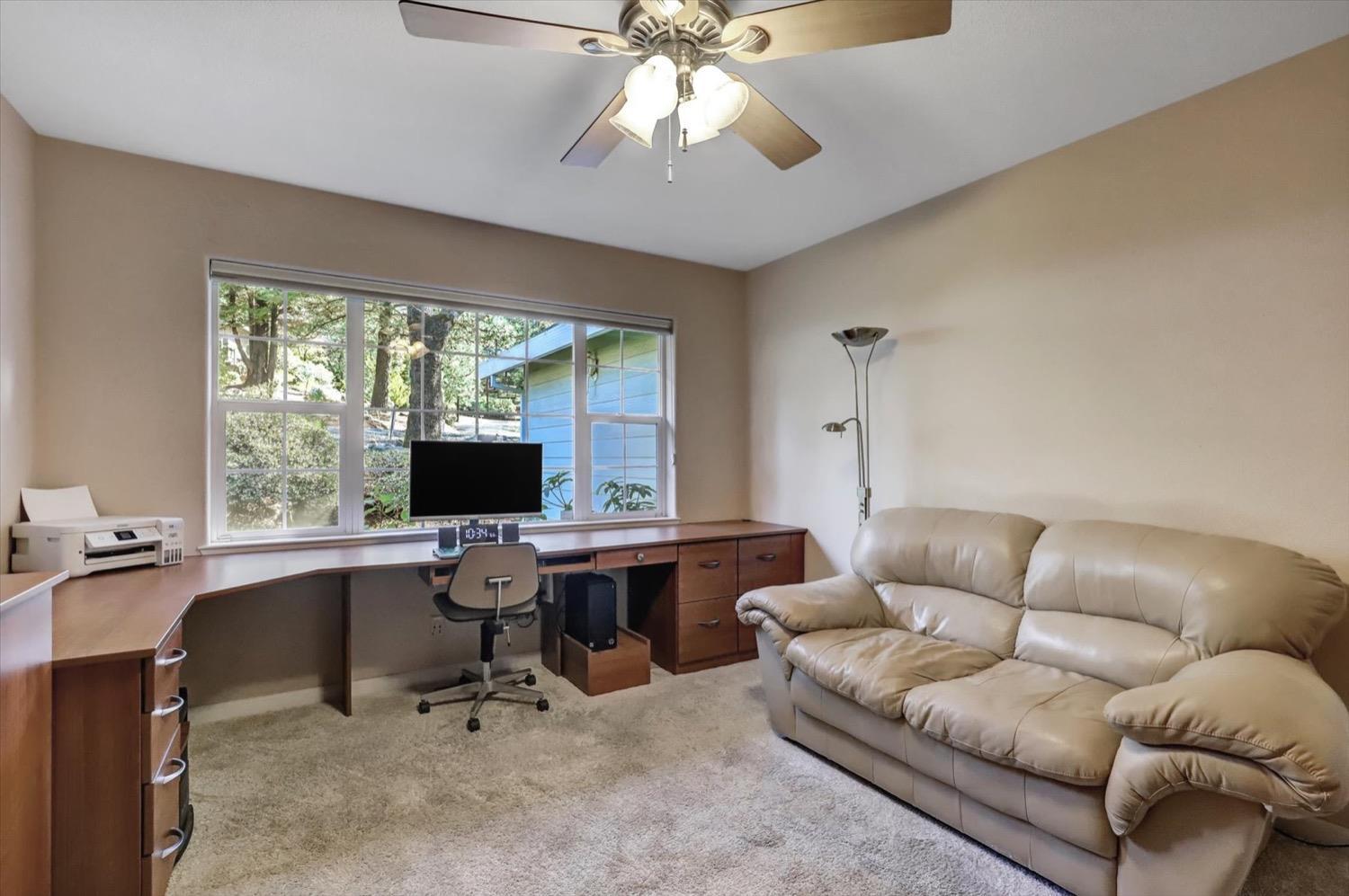 Grass Valley, California, 95949, United States, 3 Bedrooms Bedrooms, ,3 BathroomsBathrooms,Residential,For Sale,1840908