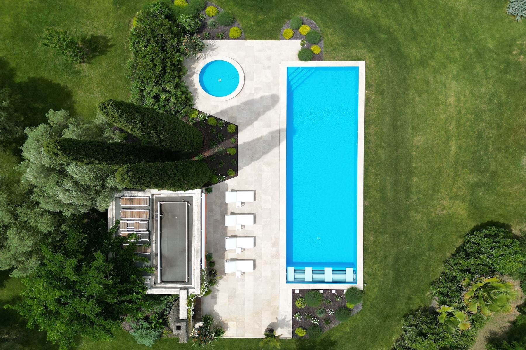  Uzès - Iconic 1970s Villa Fully Renovated with Stunning Volumes - 物件實景