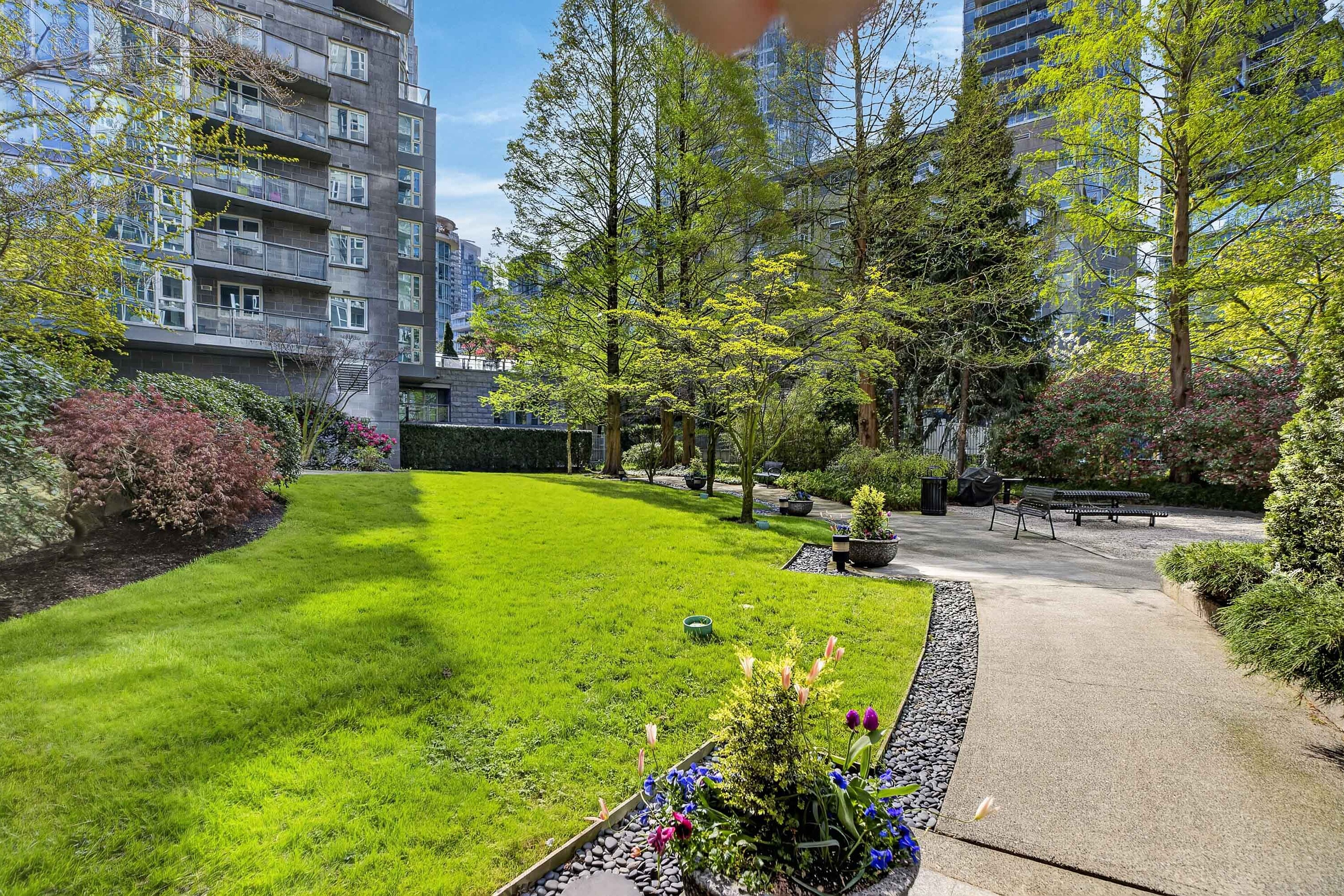  Impressive Coal Harbour Condo - 物件實景