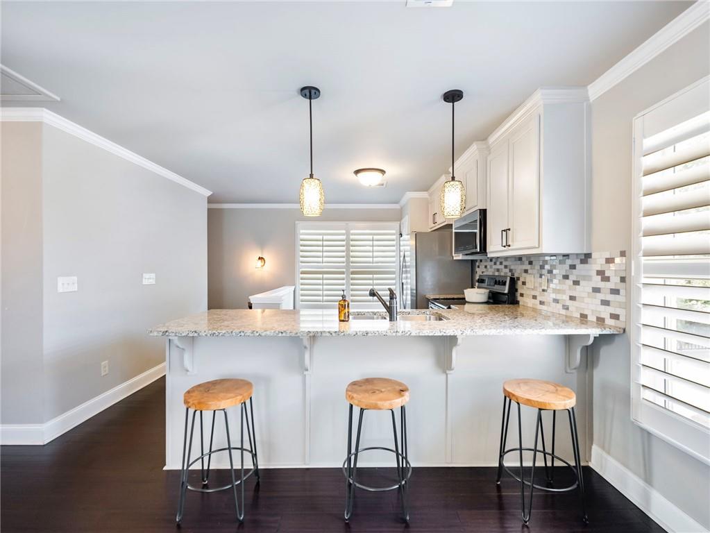 Braselton, Georgia, 30517, United States, 6 Bedrooms Bedrooms, ,7 BathroomsBathrooms,Residential,For Sale,1795599