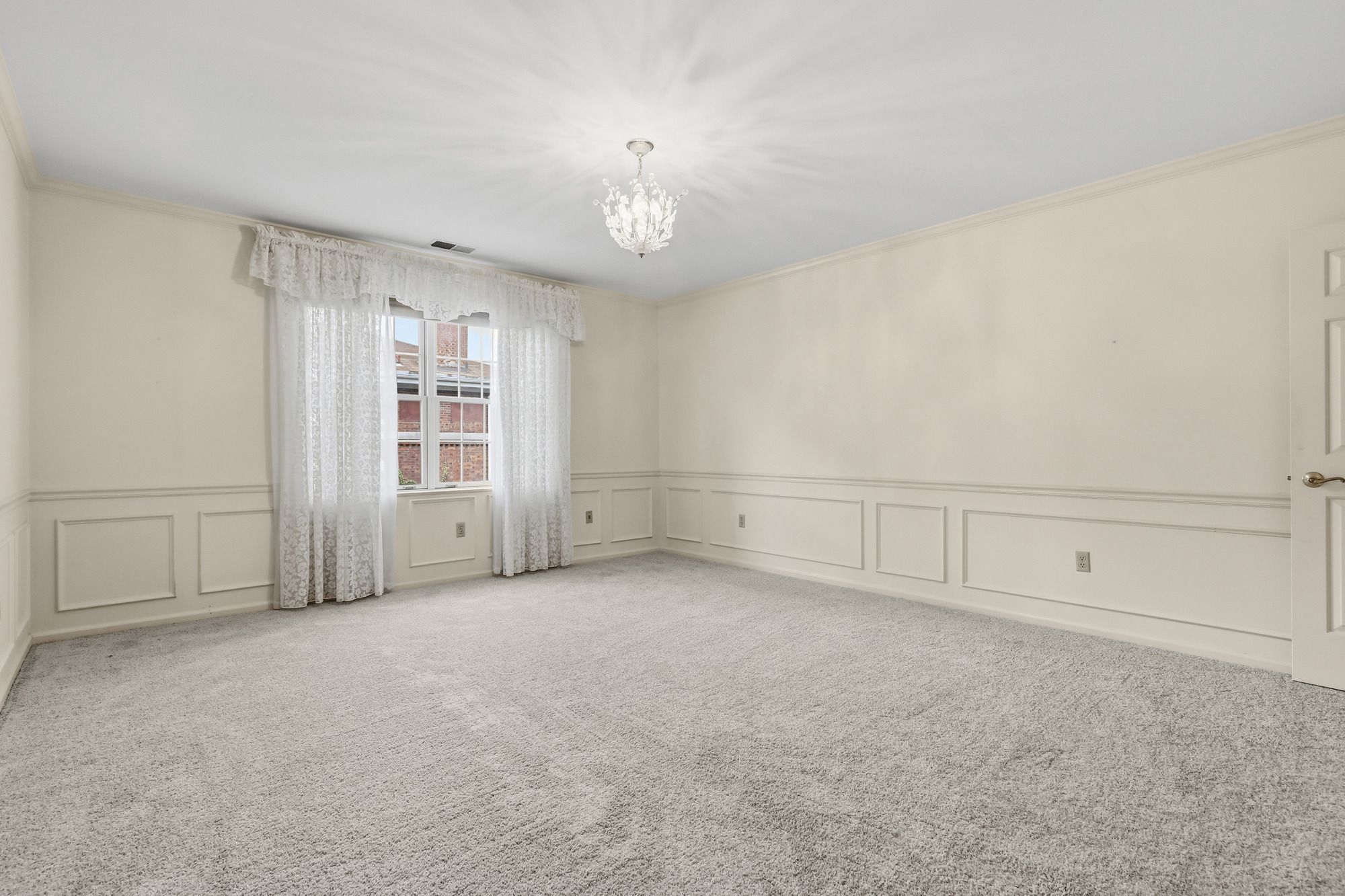  4677 Bayard Street #204, Pittsburgh, PA 15213 - 物件實景