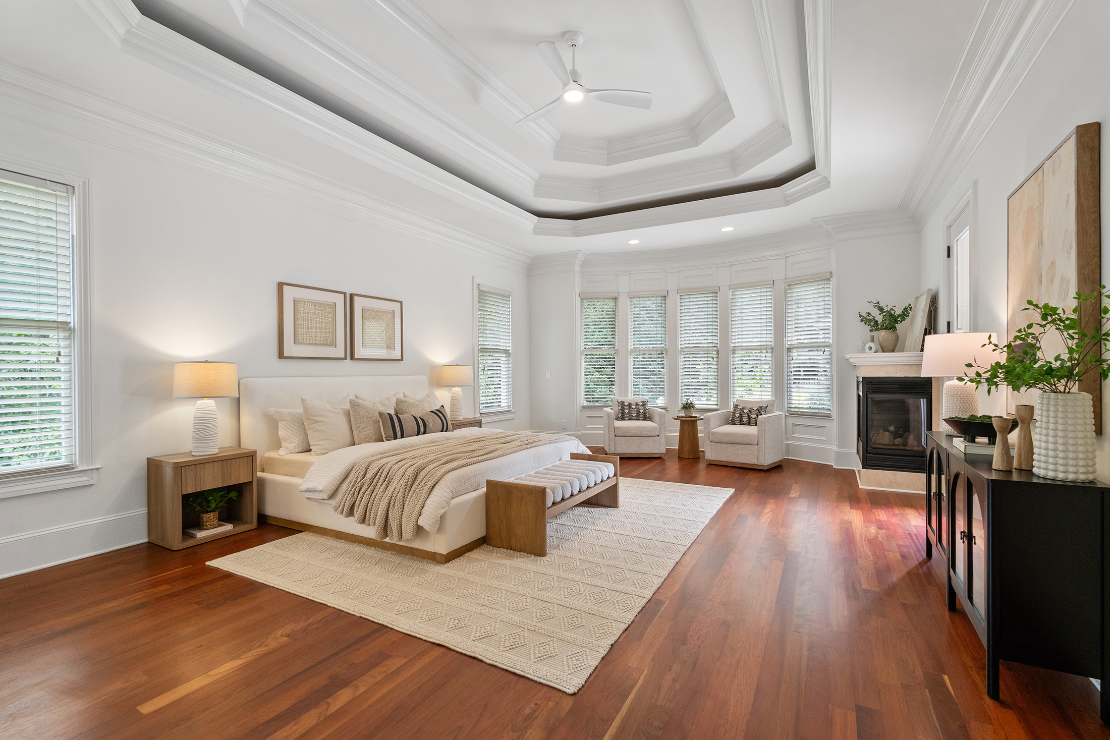  Luxury Living Centered Around a Stunning New Pool and Spa - 物件實景
