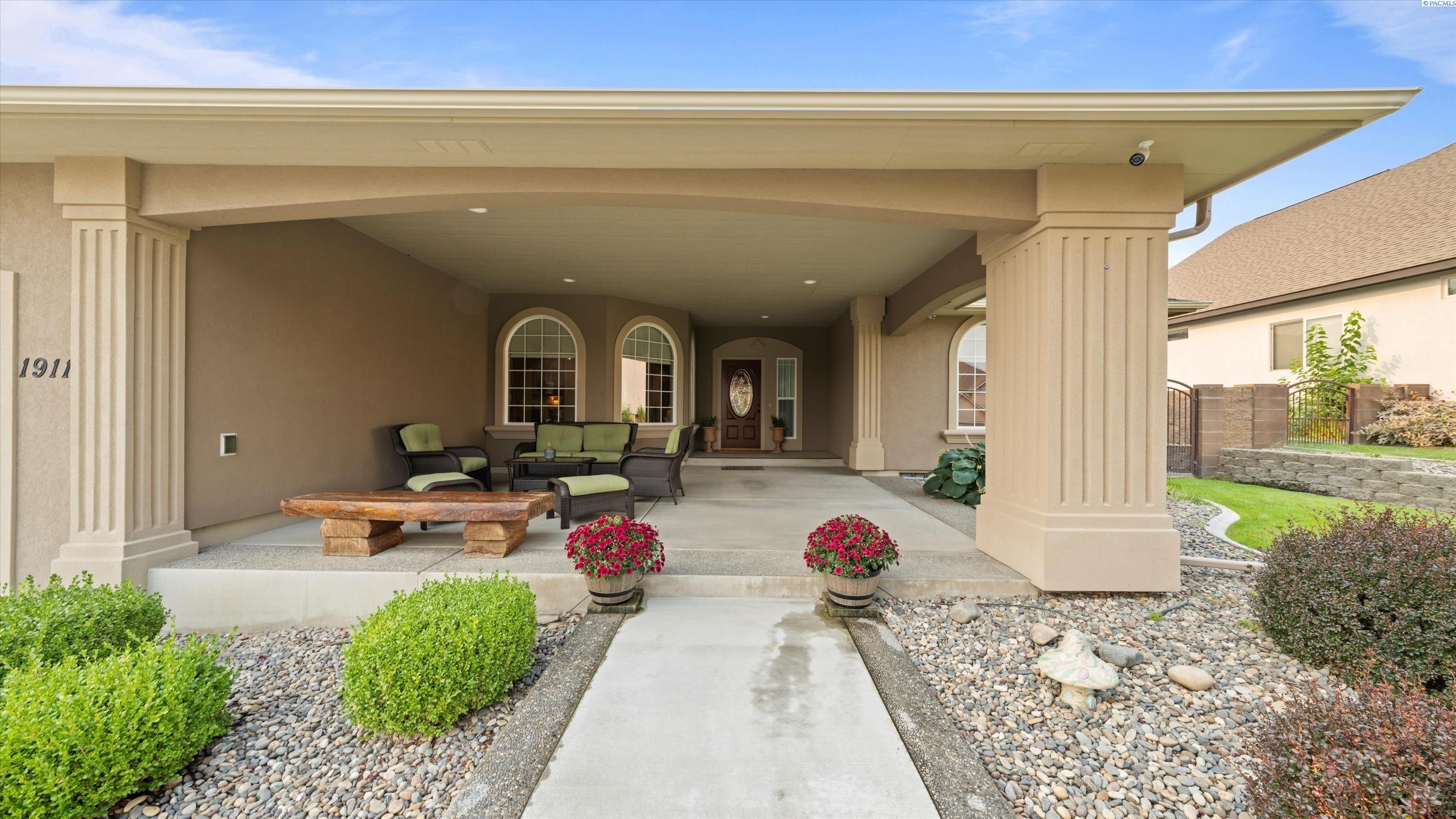 Kennewick, Washington, 99337, United States, 3 Bedrooms Bedrooms, ,2 BathroomsBathrooms,Residential,For Sale,1941817