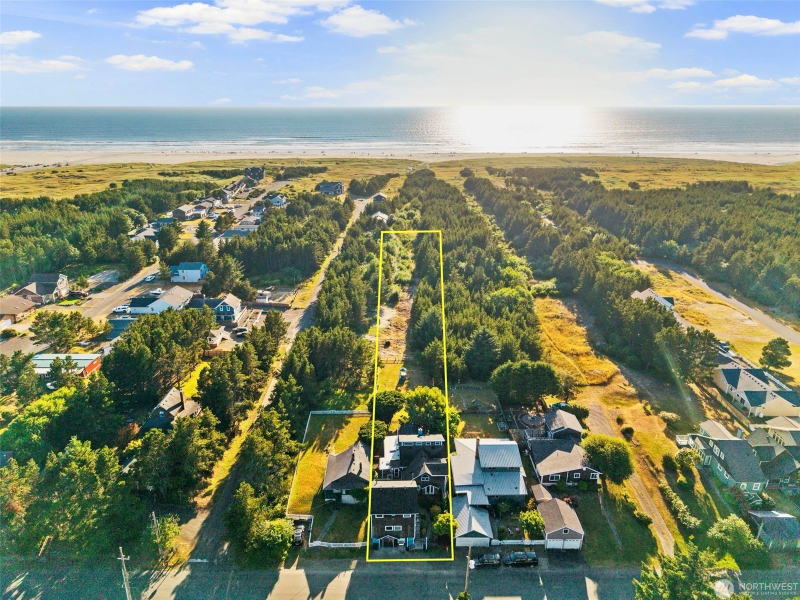 Long Beach, Washington, 98631, United States, 8 Bedrooms Bedrooms, ,6 BathroomsBathrooms,Residential,For Sale,1976396