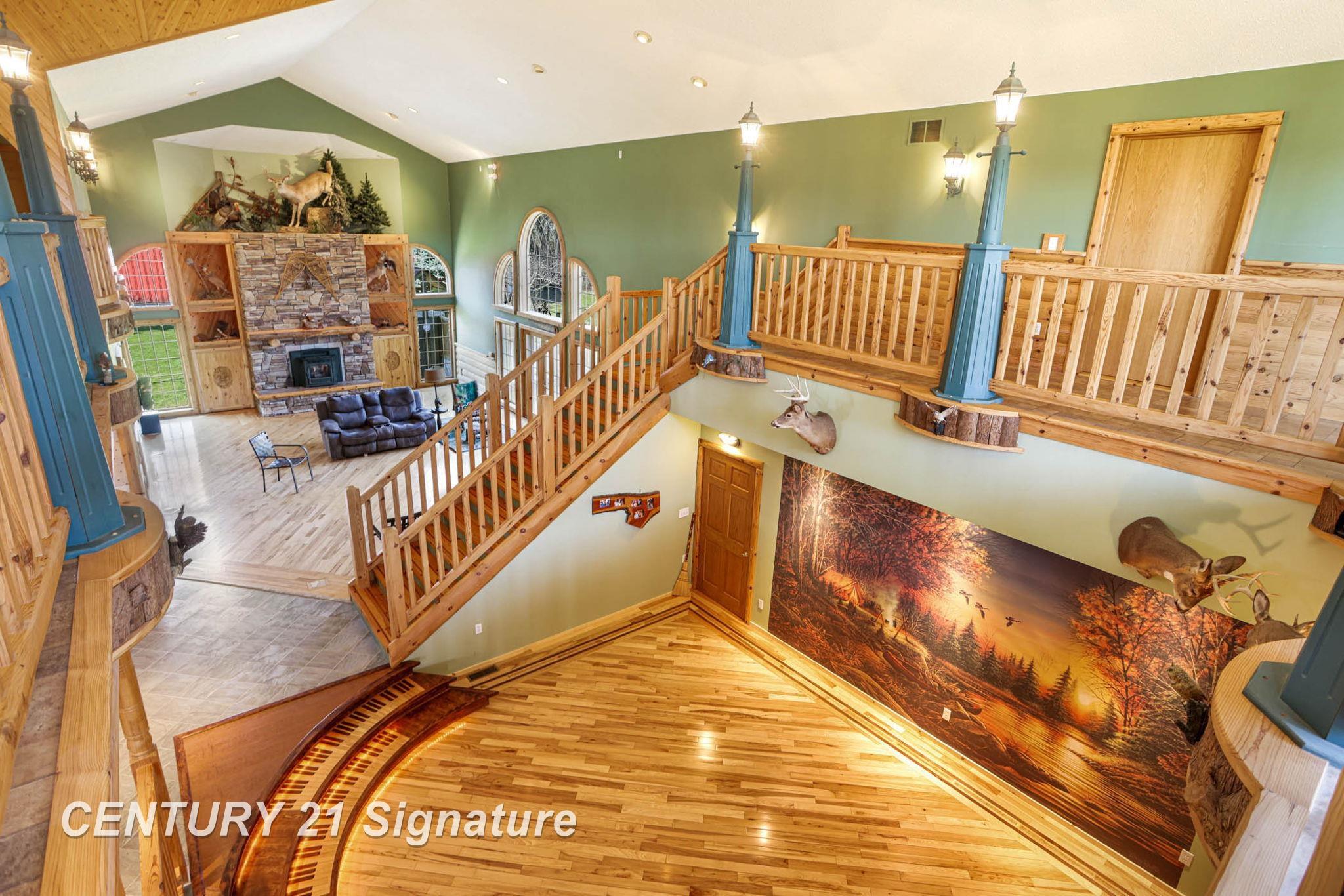 Hemlock, Michigan, 48626, United States, 6 Bedrooms Bedrooms, ,5 BathroomsBathrooms,Residential,For Sale,1984080