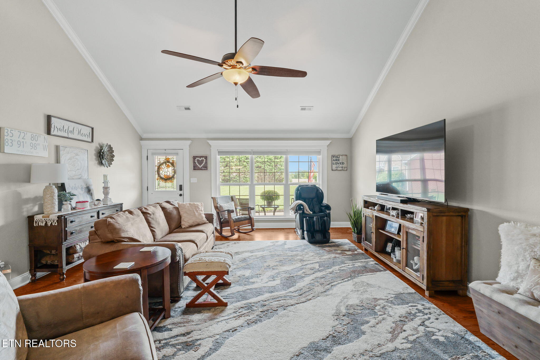 Maryville, Tennessee, 37803, United States, 3 Bedrooms Bedrooms, ,2 BathroomsBathrooms,Residential,For Sale,1942591