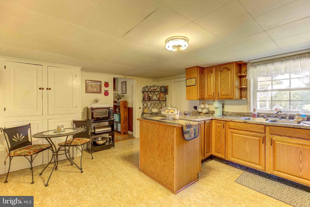 Wardensville, West Virginia, 26851, United States, 3 Bedrooms Bedrooms, ,1 BathroomBathrooms,Residential,For Sale,1936934