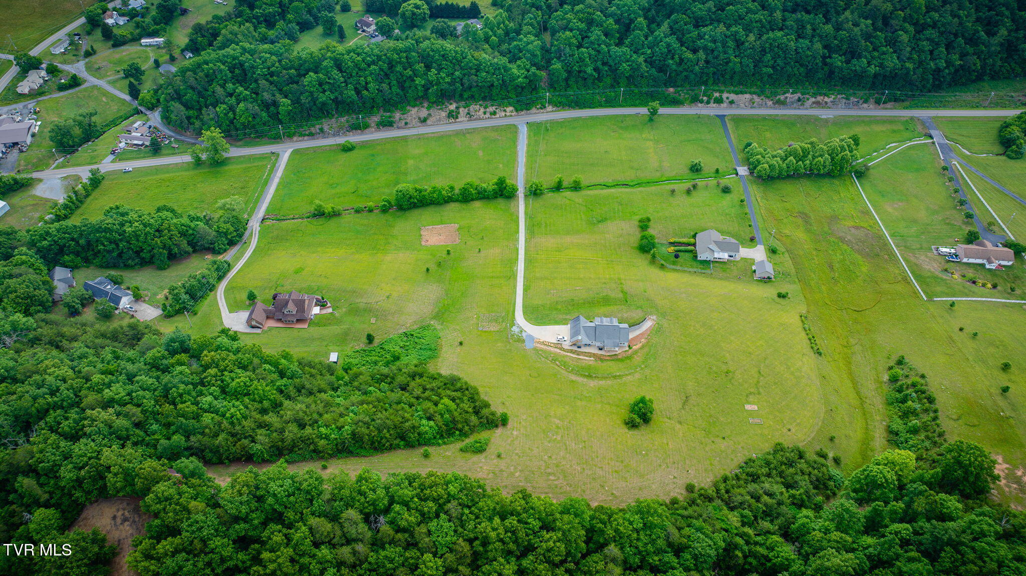 Bluff City, Tennessee, 37618, United States, 3 Bedrooms Bedrooms, ,4 BathroomsBathrooms,Residential,For Sale,2048525