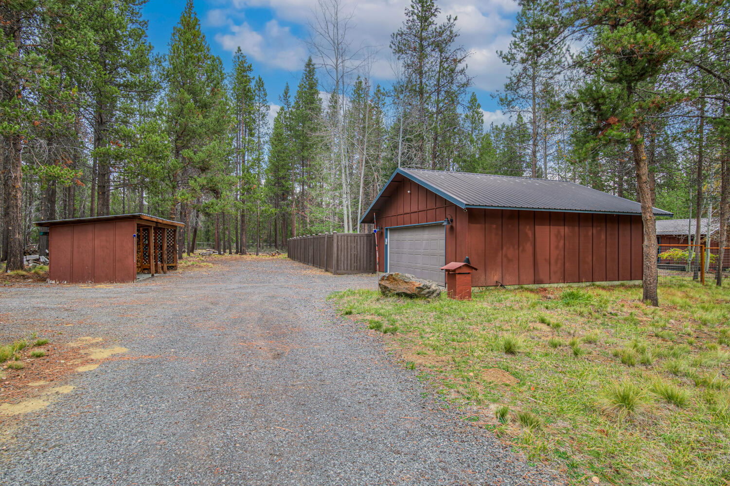 Bend, Oregon, 97707, United States, 2 Bedrooms Bedrooms, ,2 BathroomsBathrooms,Residential,For Sale,2000386