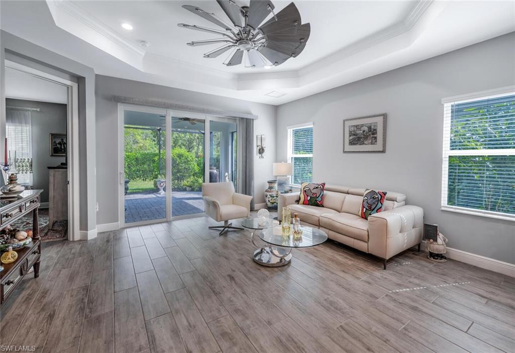 Naples, Florida, 34112, United States, 2 Bedrooms Bedrooms, ,2 BathroomsBathrooms,Residential,For Sale,1760862