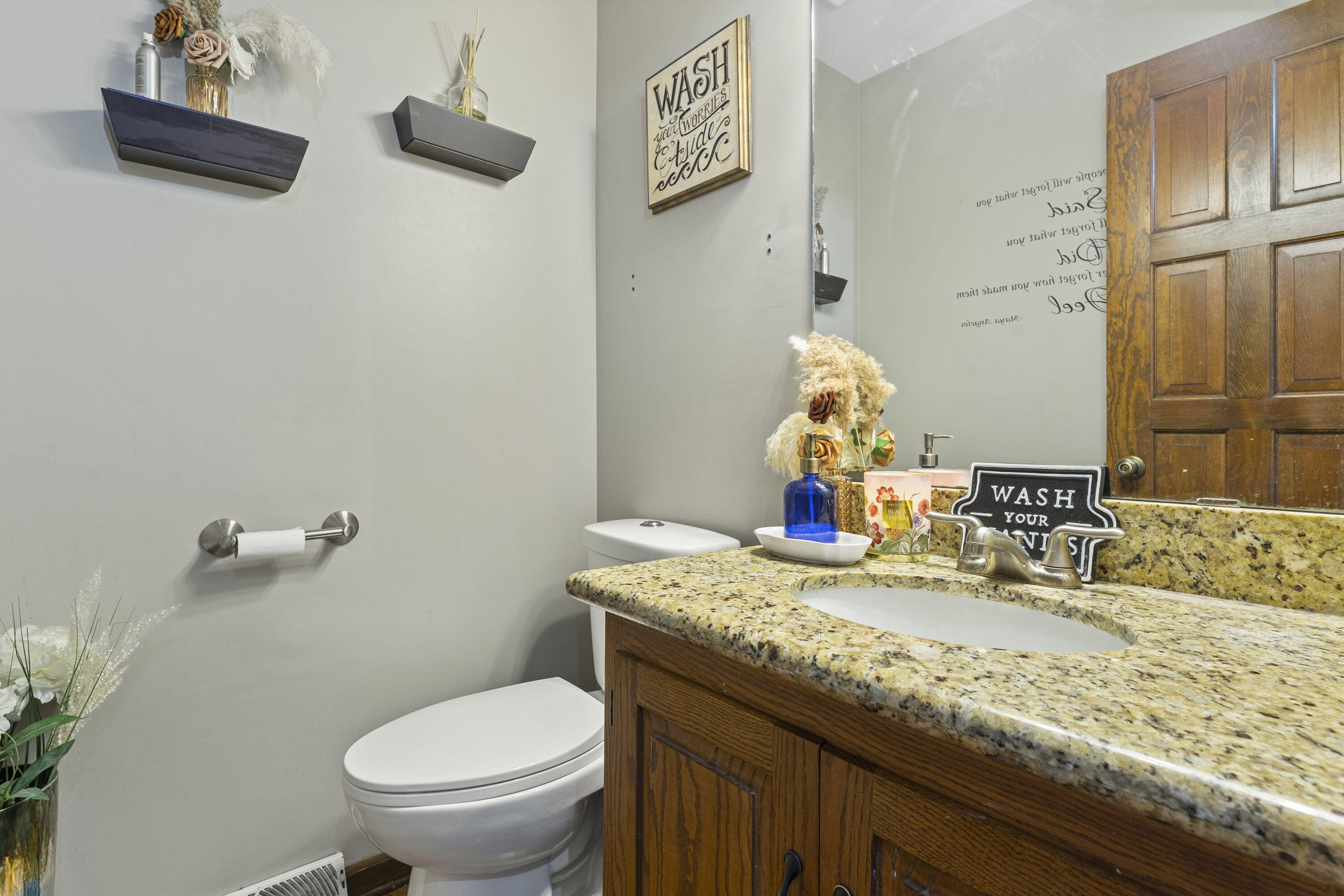 Munster, Indiana, 46321, United States, 4 Bedrooms Bedrooms, ,4 BathroomsBathrooms,Residential,For Sale,1957451