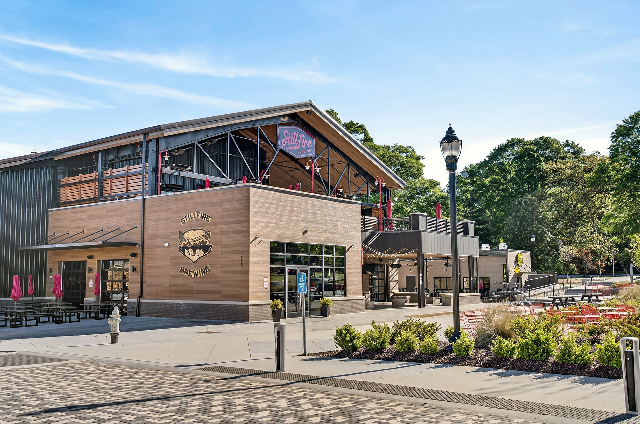  Smyrna Home Blends Space, Flexibility and an Unbeatable Lifestyle - 物件實景