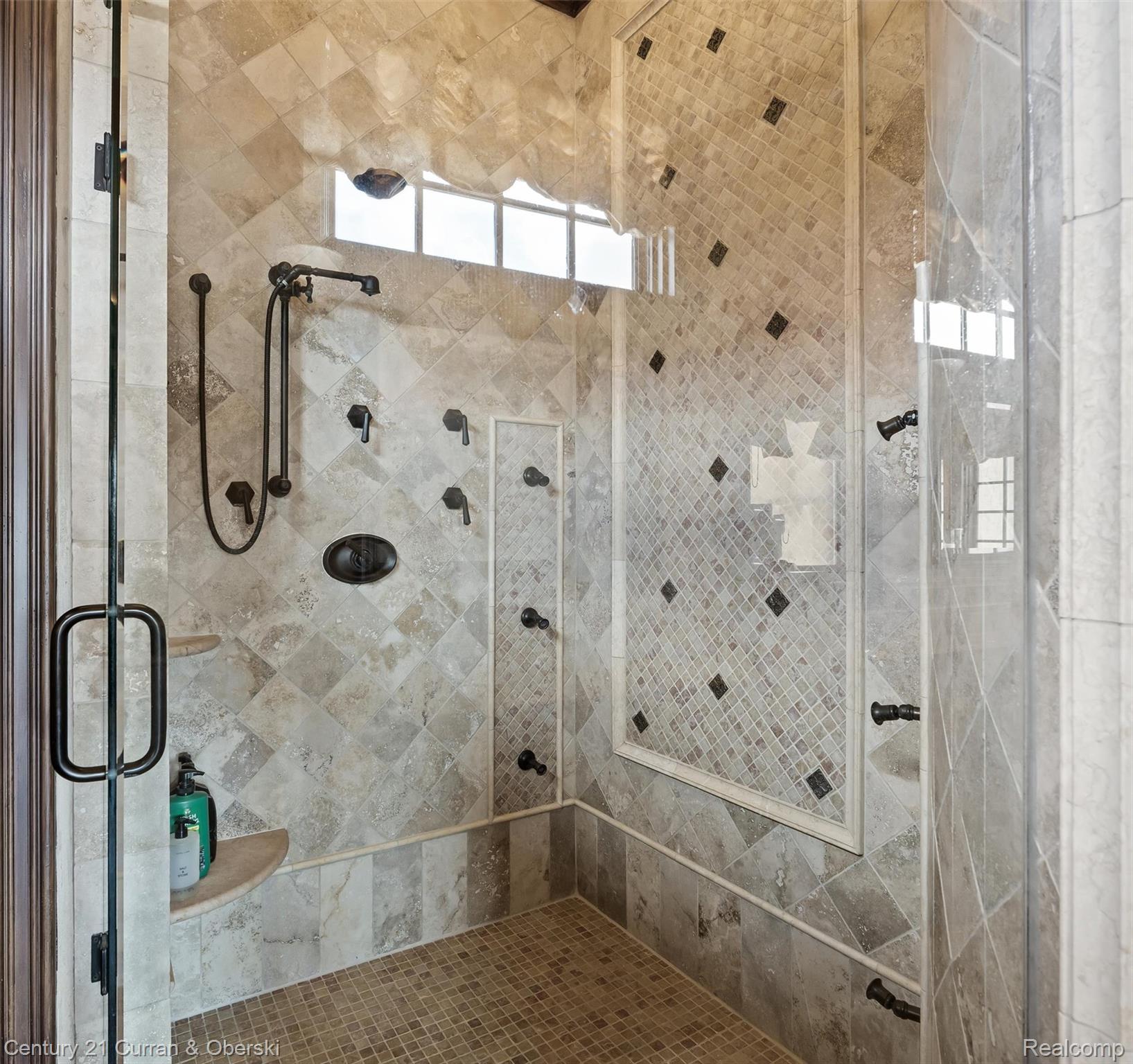 Northville, Michigan, 48168, United States, 4 Bedrooms Bedrooms, ,7 BathroomsBathrooms,Residential,For Sale,2038864