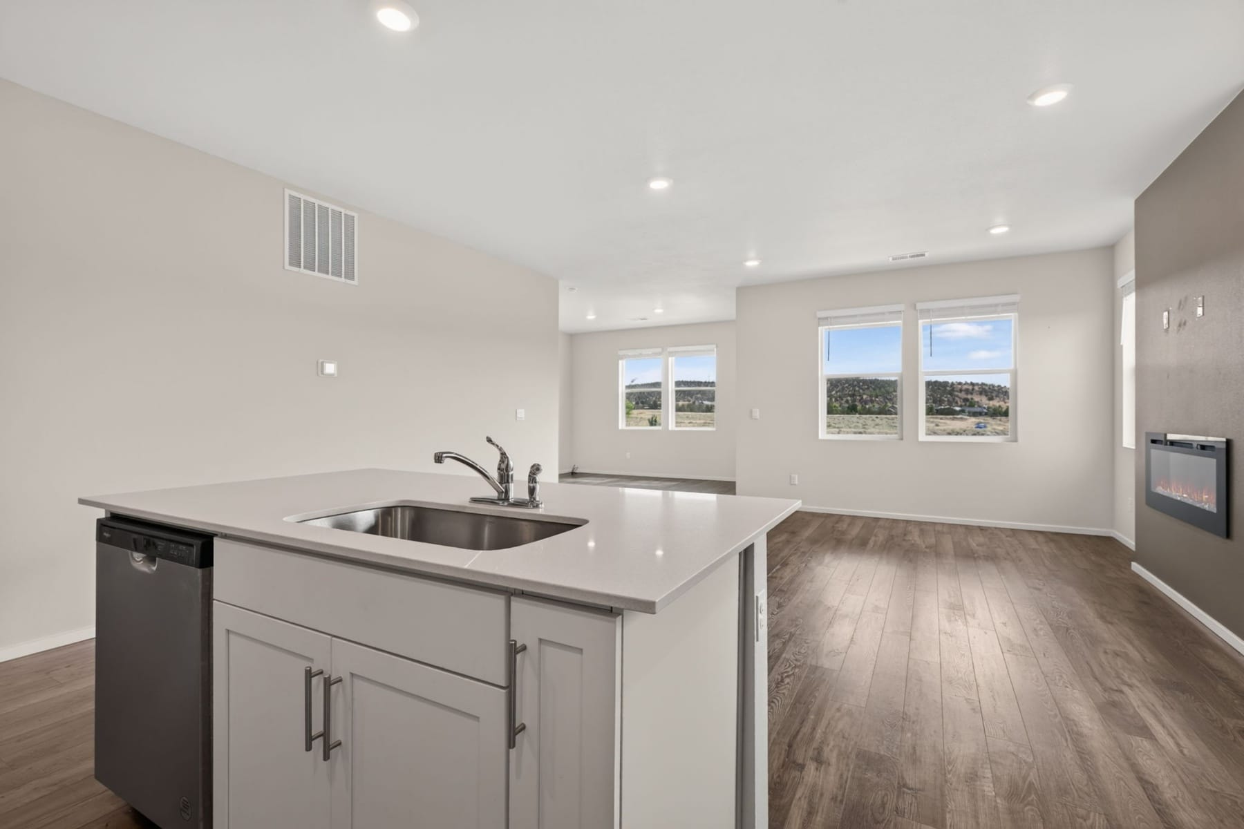  417 ne union  loop prineville, or 97754 - 物件實景