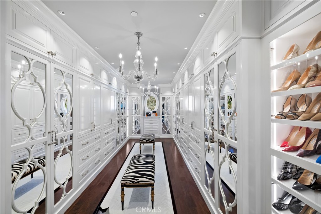 Glendora, California, 91741, United States, 6 Bedrooms Bedrooms, ,6 BathroomsBathrooms,Residential,For Sale,1987955