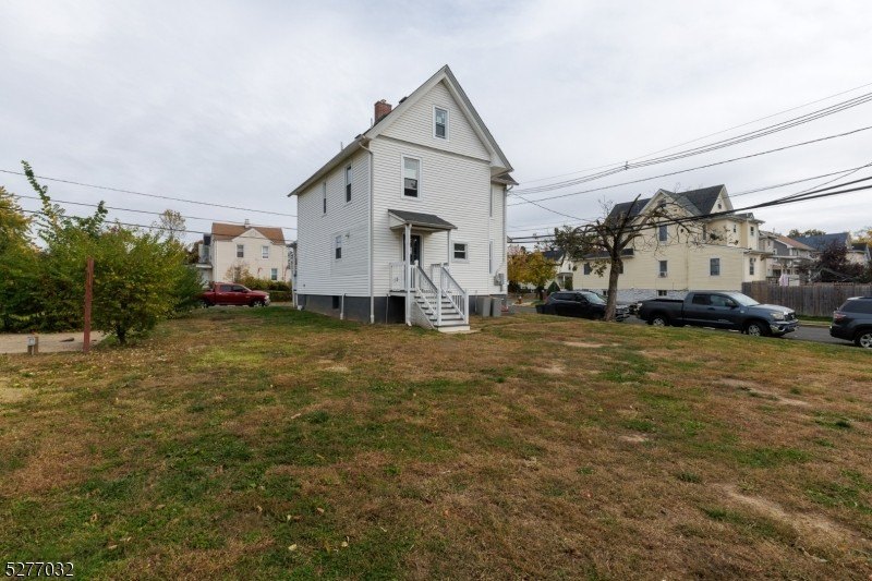 North Plainfield Boro, New Jersey, 07060-4003, United States, 4 Bedrooms Bedrooms, ,2 BathroomsBathrooms,Residential,For Sale,1982081