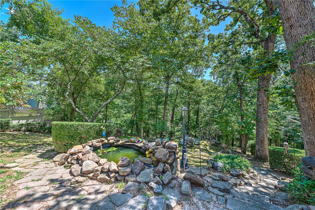 Rogers, Arkansas, 72756, United States, 4 Bedrooms Bedrooms, ,3 BathroomsBathrooms,Residential,For Sale,1901951