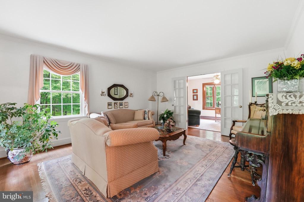 Warrenton, Virginia, 20187, United States, 4 Bedrooms Bedrooms, ,3 BathroomsBathrooms,Residential,For Sale,2048505