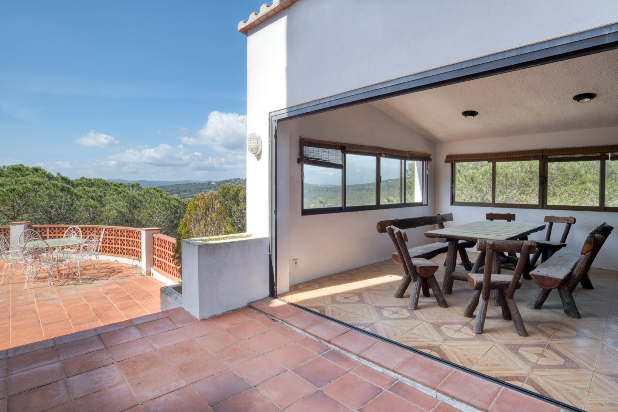  Property with charm and potential with sea and mountain views, Tamariu - 物件實景