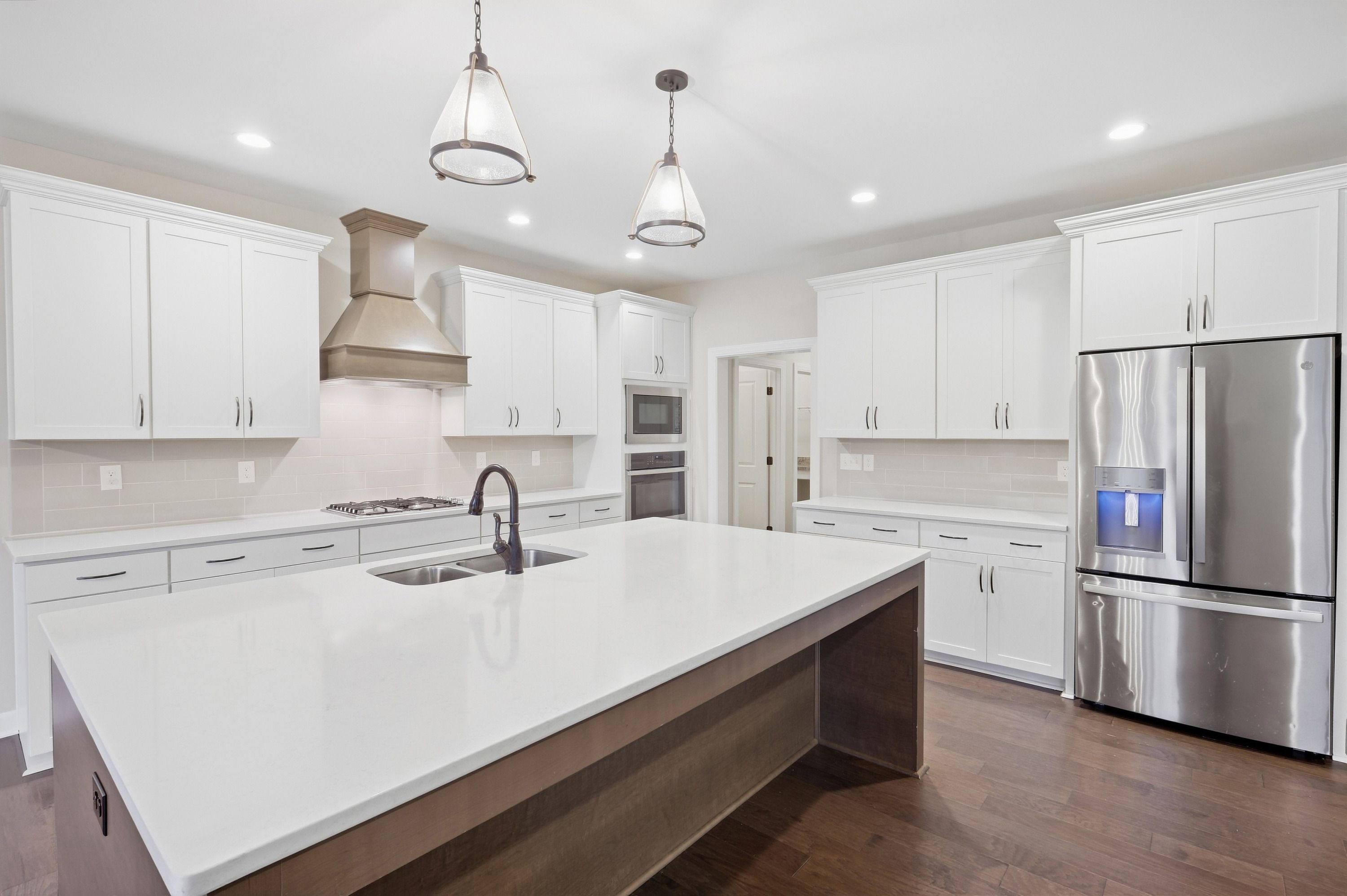  2008 Scenic Lakes Drive, Louisville, KY 40245 - 物件實景