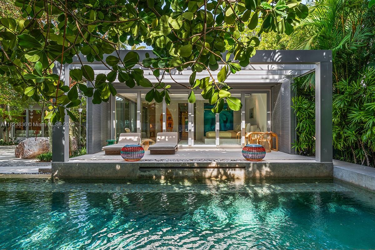 Miami Beach, Florida, 33141, United States, 4 Bedrooms Bedrooms, ,6 BathroomsBathrooms,Residential,For Sale,1862454