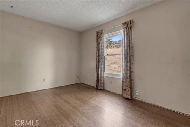 Canyon Country, California, 91387, United States, 2 Bedrooms Bedrooms, ,2 BathroomsBathrooms,Residential,For Sale,1979906