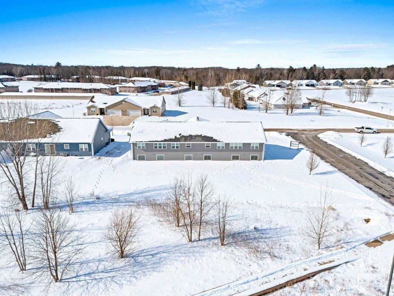 SHAWANO, Wisconsin, 54166, United States, 8 Bedrooms Bedrooms, ,4 BathroomsBathrooms,Residential,For Sale,1723701