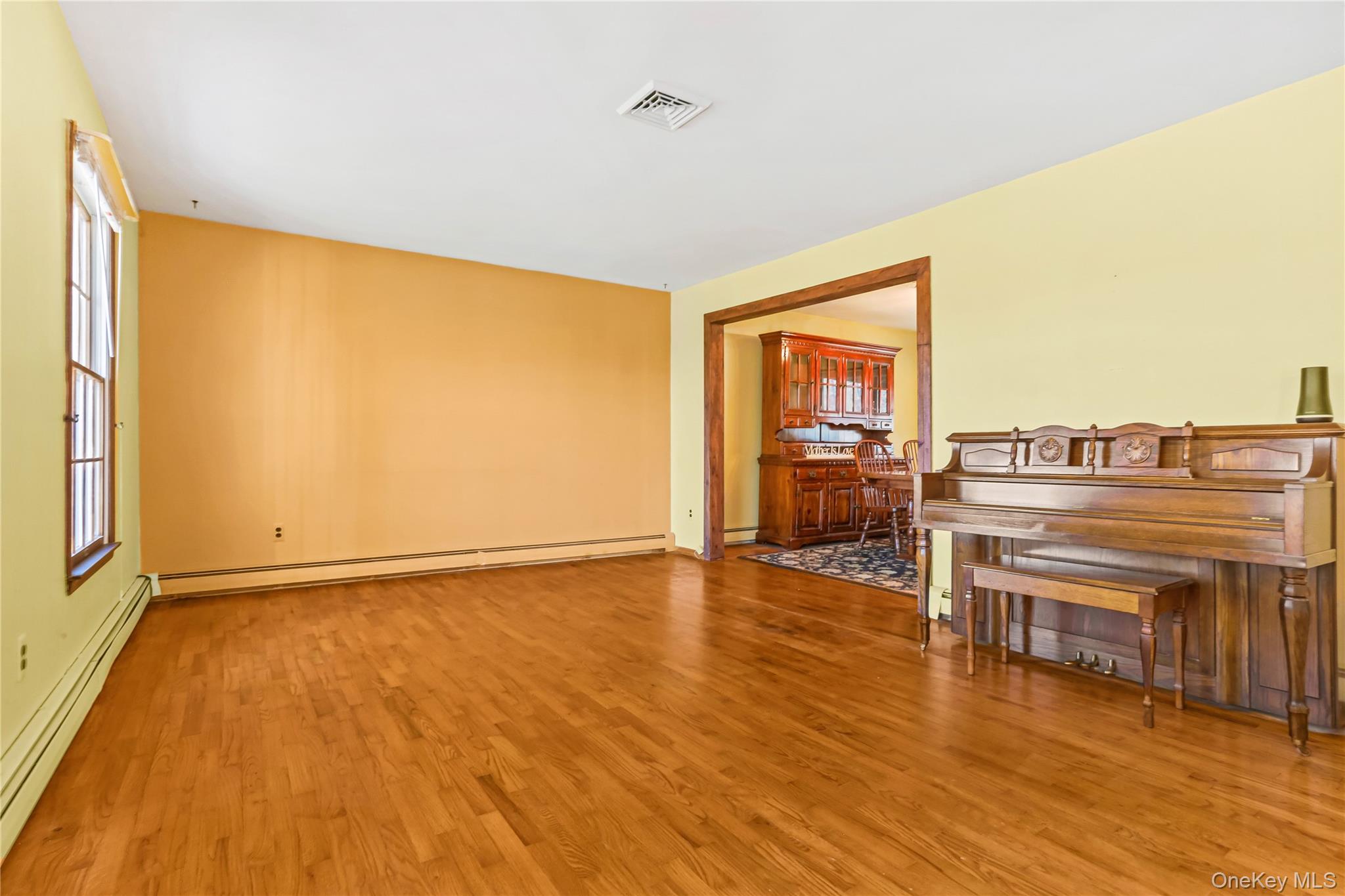 Carmel, New York, 10512, United States, 4 Bedrooms Bedrooms, ,3 BathroomsBathrooms,Residential,For Sale,2003057