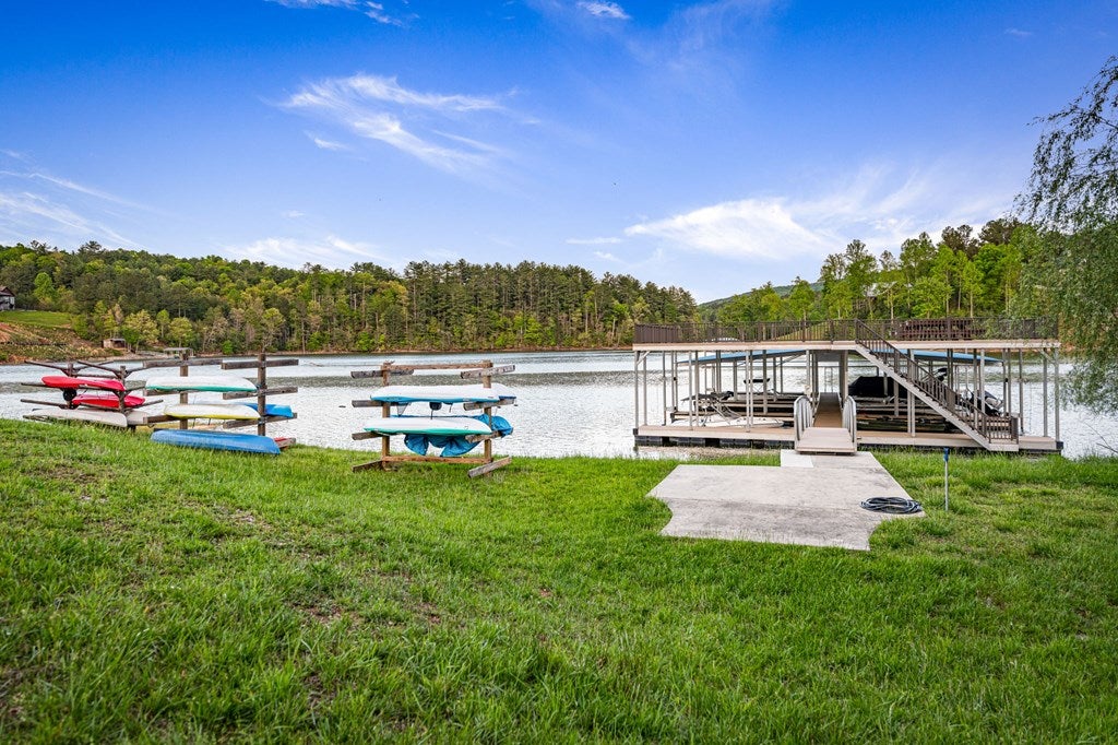 Blairsville, Georgia, 30512, United States, 4 Bedrooms Bedrooms, ,3 BathroomsBathrooms,Residential,For Sale,1876280