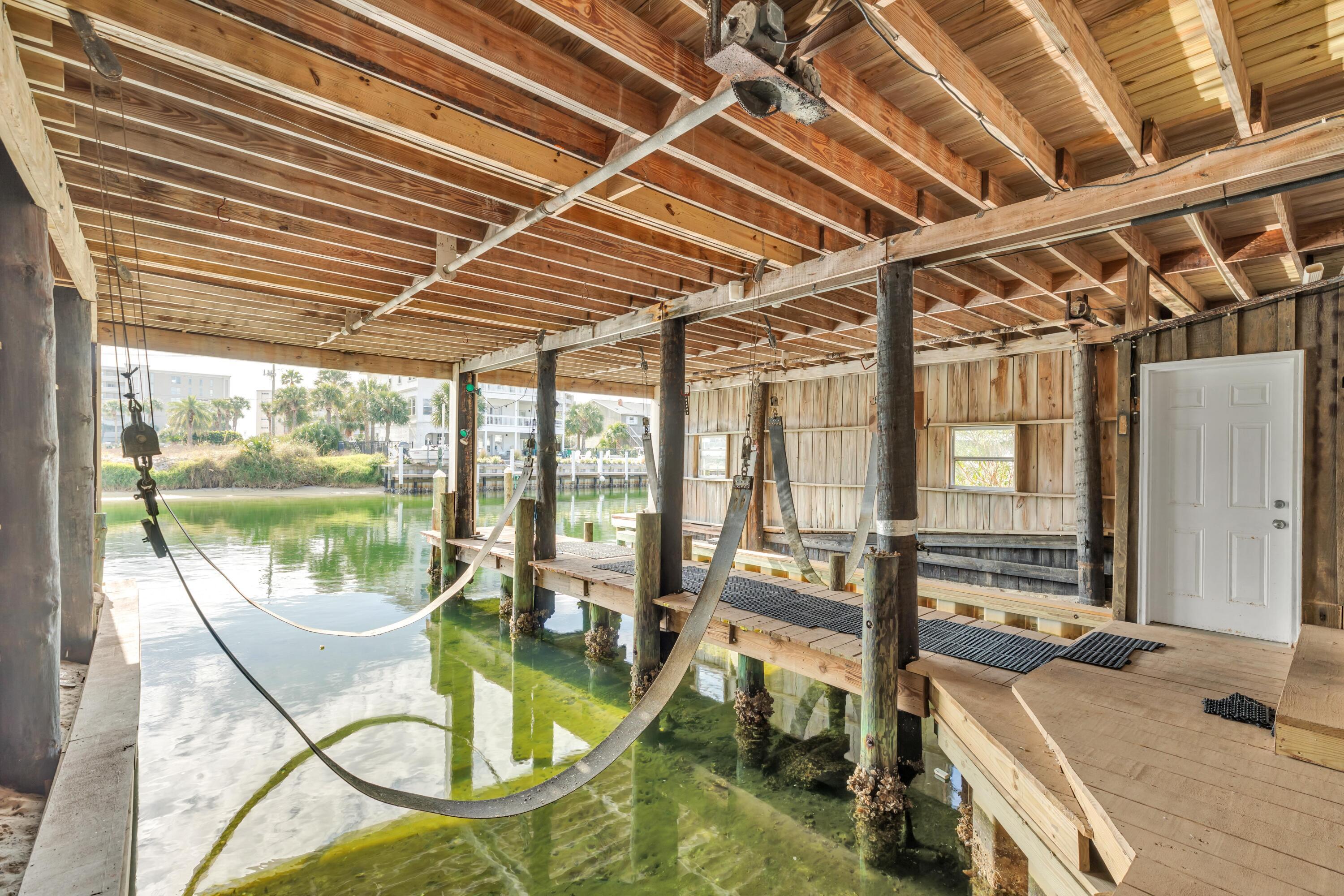 Destin, Florida, 32541, United States, 6 Bedrooms Bedrooms, ,6 BathroomsBathrooms,Residential,For Sale,1996385