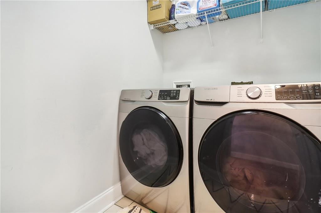 Atlanta, Georgia, 30339, United States, 3 Bedrooms Bedrooms, ,4 BathroomsBathrooms,Residential,For Sale,2003364