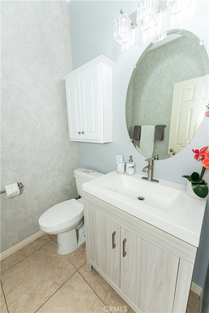 Indio, California, 92203, United States, 5 Bedrooms Bedrooms, ,3 BathroomsBathrooms,Residential,For Sale,1989302