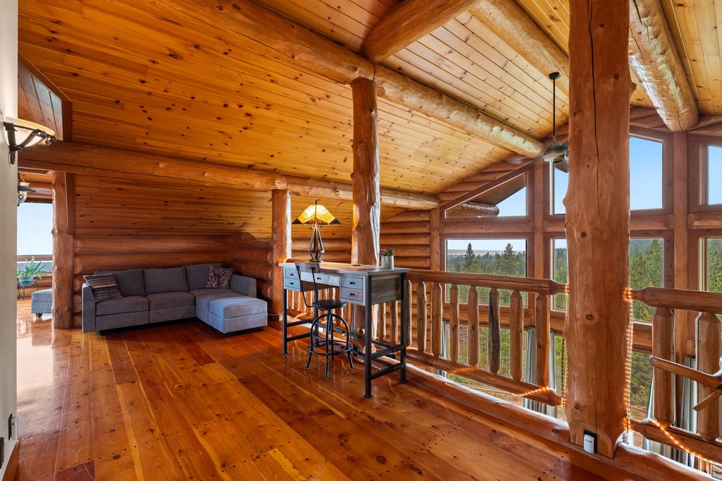 Bonners Ferry, Idaho, 83805, United States, 3 Bedrooms Bedrooms, ,4 BathroomsBathrooms,Residential,For Sale,1984473