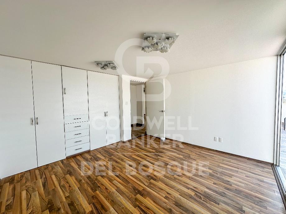 General Miguel Miram?n, Naucalpan de Juárez, Estado de méxico, 53126, Mexico, 6 Bedrooms Bedrooms, ,4 BathroomsBathrooms,Residential,For Sale,General Miguel Miram?n,1621577