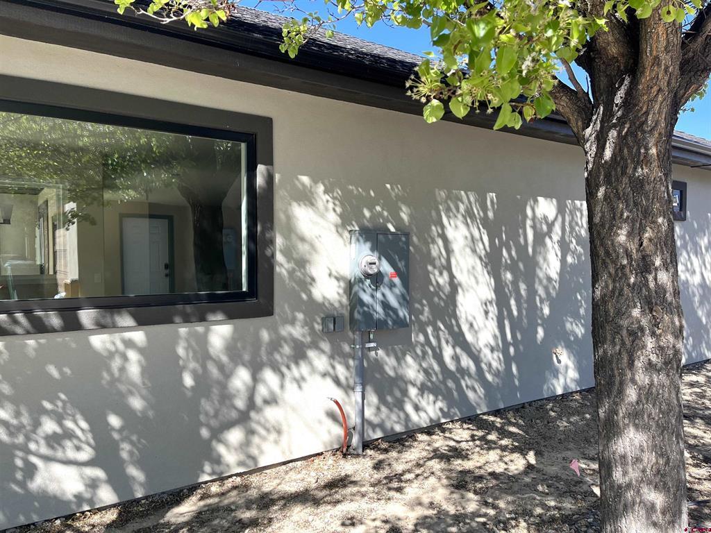 Montrose, Colorado, 81401, United States, 3 Bedrooms Bedrooms, ,2 BathroomsBathrooms,Residential,For Sale,1994283