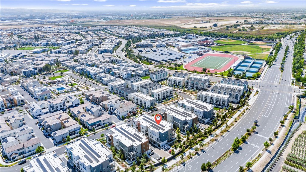 Irvine, California, 92618, United States, 2 Bedrooms Bedrooms, ,2 BathroomsBathrooms,Residential,For Sale,1988212