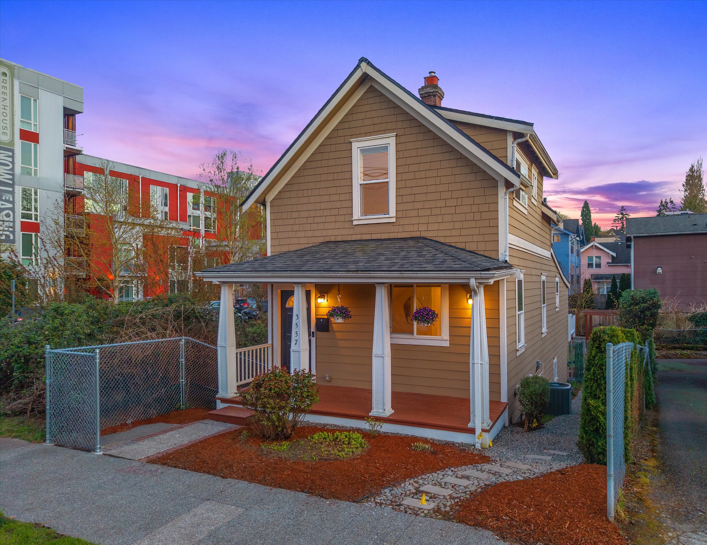  3557 S Hudson St, Seattle, WA 98118 - 物件實景